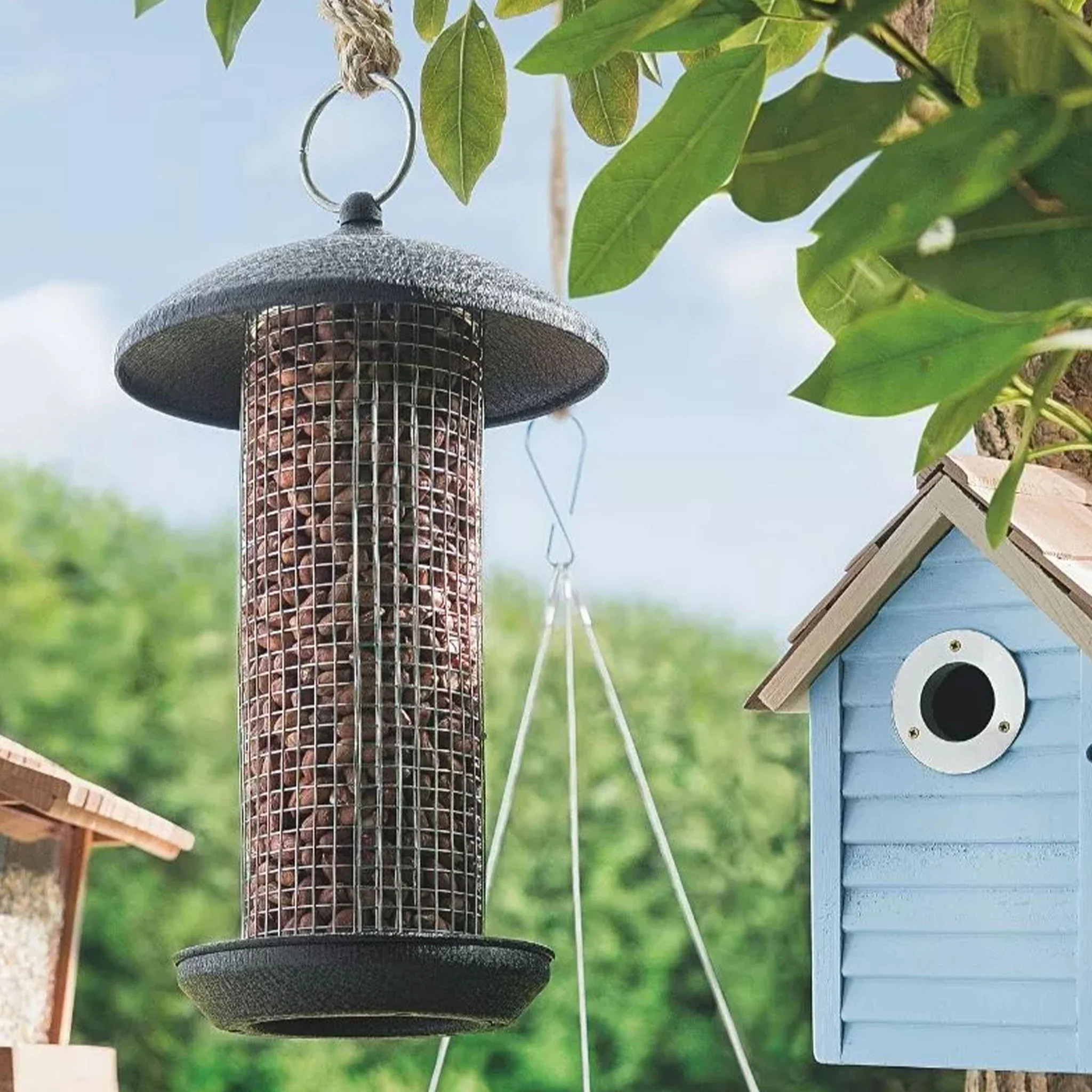 Gardman Black Steel Large Peanut Feeder - Image 3