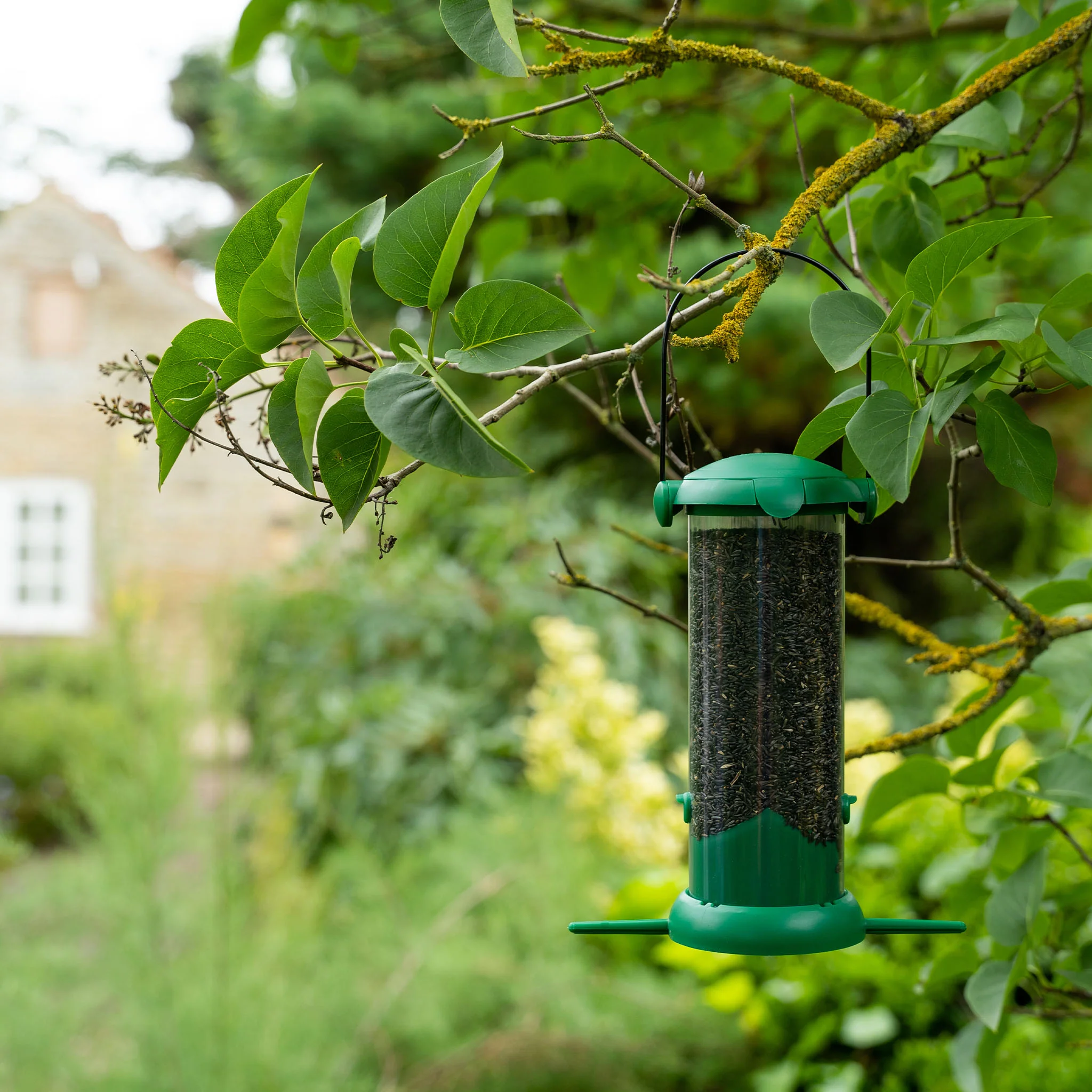 Gardman Flip Top Nyjer Seed Feeder - Image 2